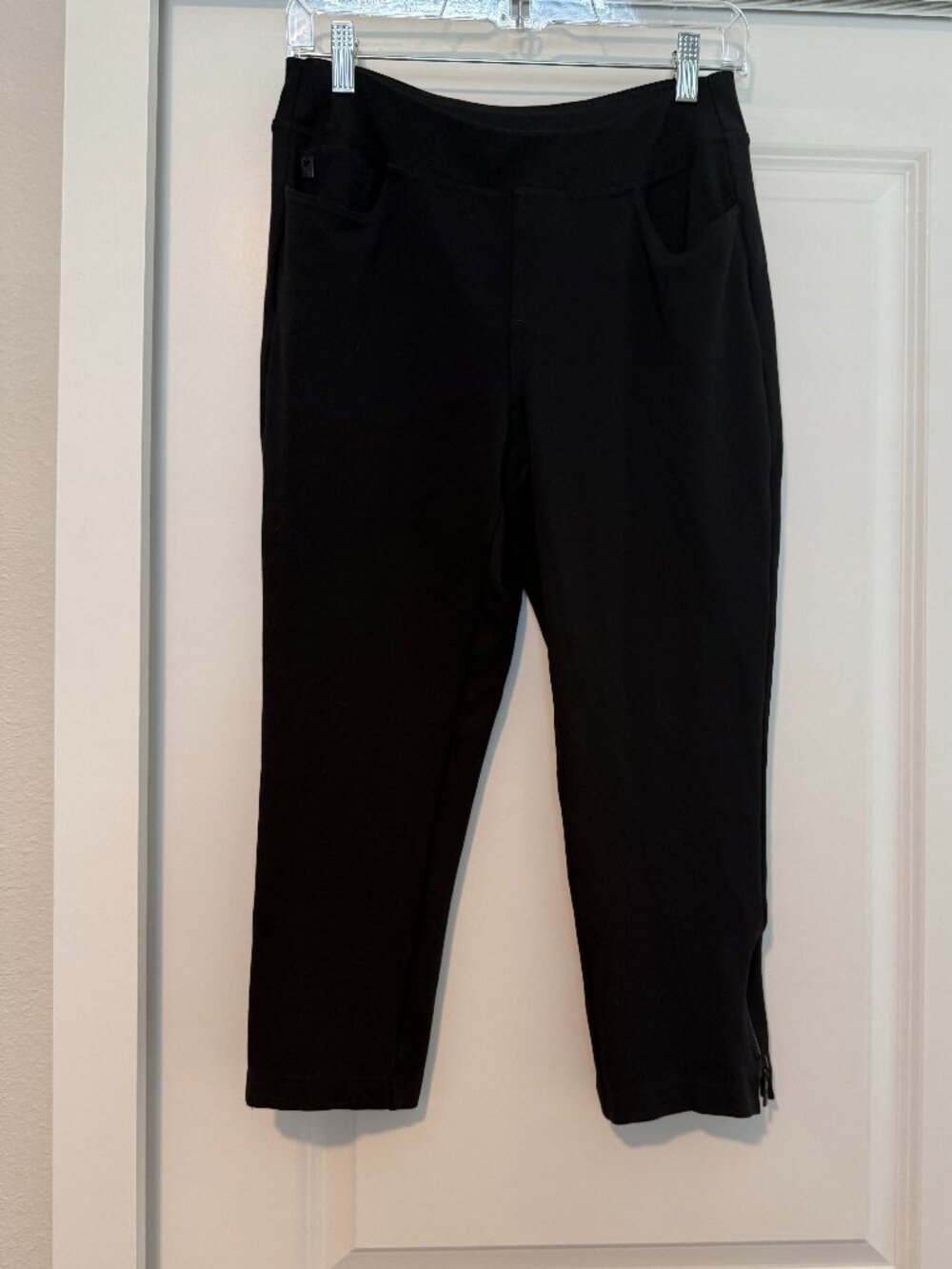 Belle by Kim Gravel Regular Coastal Crop Perfect Ponte Pants Black 6